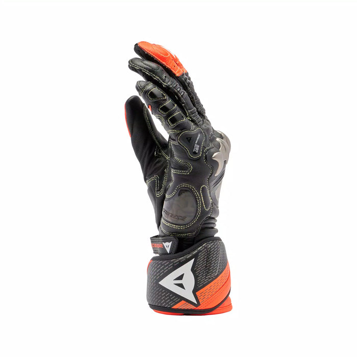 Dainese Full Metal 7 Gloves 2025 in Black/Fluo Red