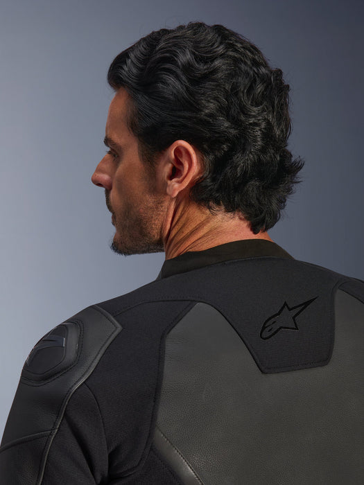 ALPINESTARSGP FORCE v2 LEATHER JACKETS 2026 in Black/Black