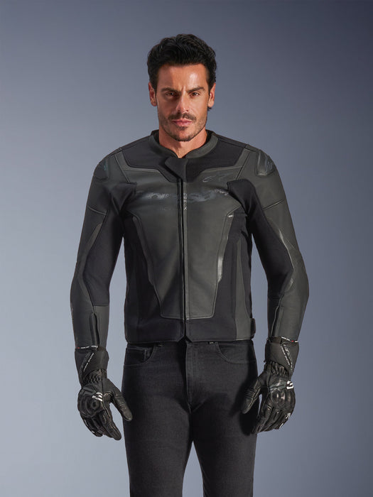 ALPINESTARSGP FORCE v2 LEATHER JACKETS 2026 in Black/Black
