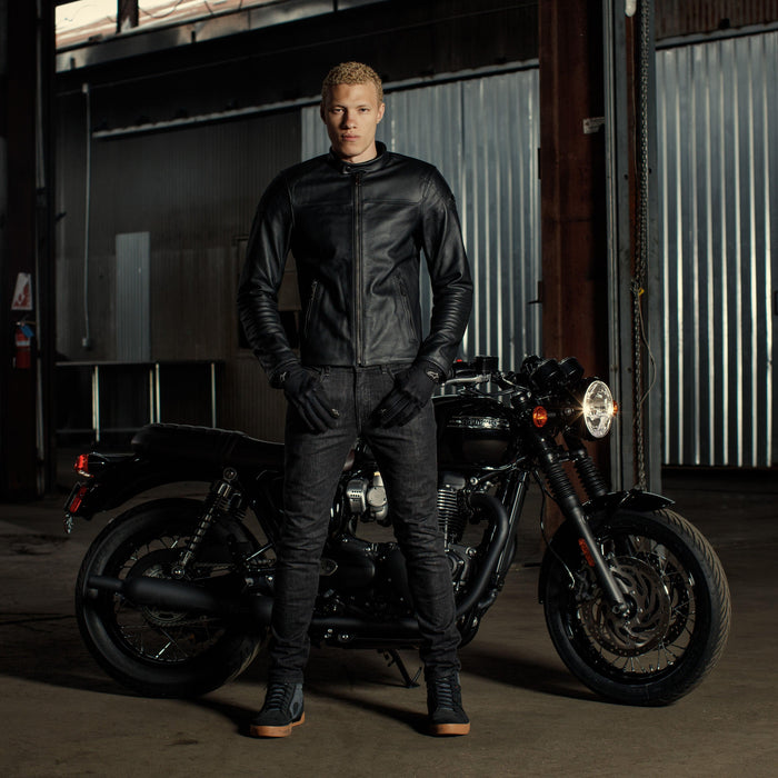 ALPINESTARS BLACKTRACK LEATHER JACKET 2025 in Black/Black