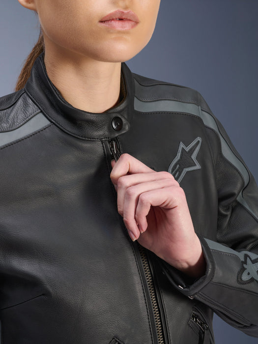 ALPINESTARS STELLA DYNO WOMEN’S LEATHER JACKETS 2025 in Black/Tar Gray/Dark Gray