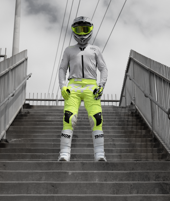 Thor Reflex Sport Composite Riot Helmet 2025 in Gray/Acid