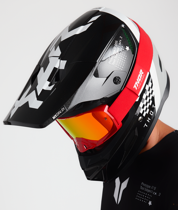 Thor Reflex Sport Composite Riot Helmet 2025 in Black/White