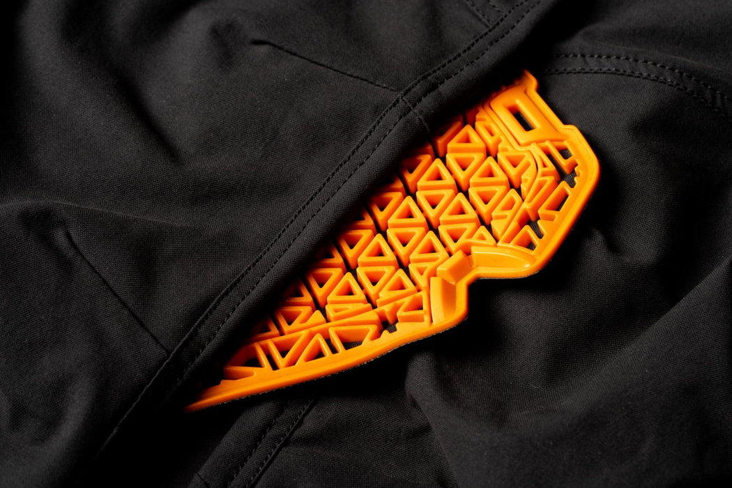 ICON OVERLORD3™ WOMEN’S LEATHER JACKET 2025 in Black