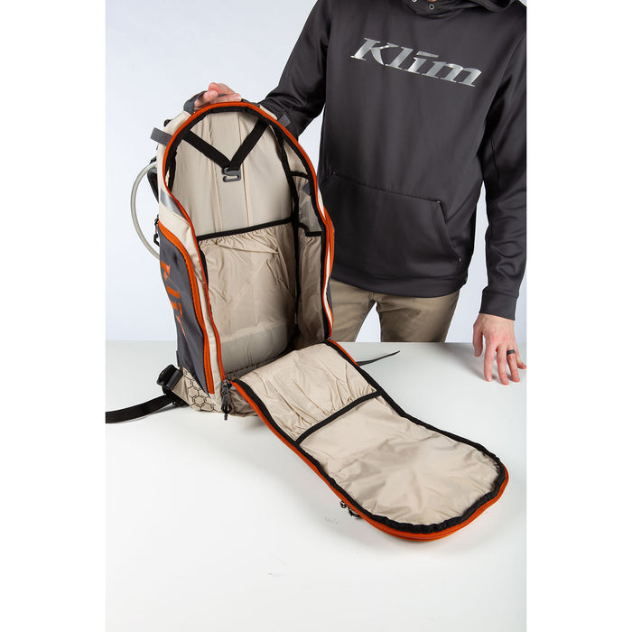 Klim Arsenal 30 Backpack in Potter's Clay 2022